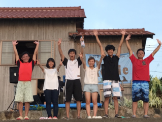 大学生が「海の家」で島根県津田町に笑顔の旋風を巻き起こす！ のトップ画像