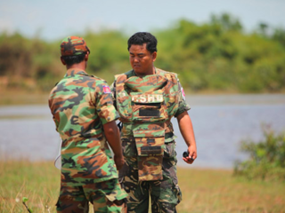 カンボジアで地雷撤去を続ける、元少年兵アキ・ラー氏の全国講演 のトップ画像