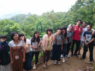 都内のユネスコスクール有志生徒がインドネシアの孤児院で活動 のトップ画像