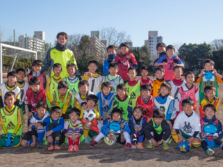 子供達を参加費無料でJリーガーのサッカー教室に招待したい！ のトップ画像