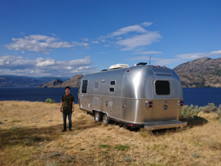 キャンピングカーで現地の食材を調理しながらアメリカカナダ一周 のトップ画像