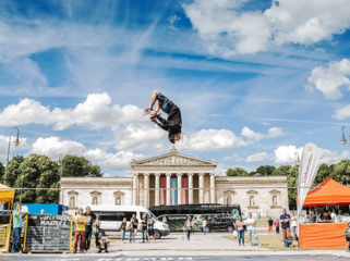 楽しく体幹を鍛える！話題のスラックラインを体感して欲しい！ のトップ画像