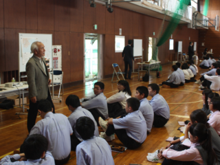 "「教わる」から「学ぶ」へ" 探究ゼミの挑戦！浦安高等学校 のトップ画像