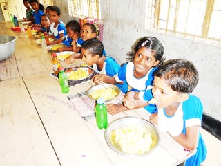 バングラデシュの学校に給食室を建てて子供達に給食を届けたい！ のトップ画像