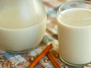 「牛乳」に関する正しい知識を伝える小冊子を作成したい！ のトップ画像