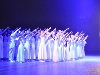 ラトビアで行われるバレエ国際大会に子どもたちを参加させたい！