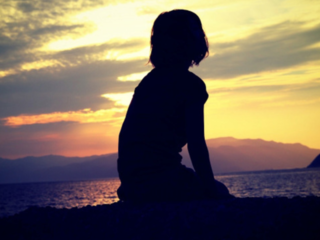 虐め、自殺をさせない！心の電話相談センター のトップ画像