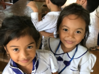 高校生！カンボジアの子供達の絵本を日本の養護施設に届けたい のトップ画像