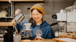 栄養教諭×焙煎士による【究極の浅煎りコーヒー】カフェ、存続へ のトップ画像