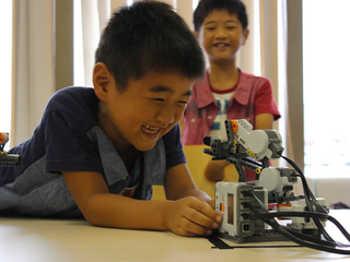 全国の子ども達にロボットを使って学んでもらいたい！！