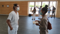 スペインマドリード:医療関係者の方達にマッサージをプレゼント のトップ画像