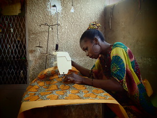 アフリカ生地で作った浴衣・アロハで日本とセネガルを繋ぎたい！ のトップ画像