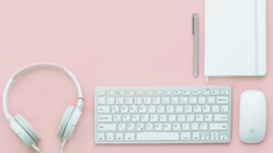 利用者が自宅でスキルを習得できるオンラインスクールの設立 のトップ画像