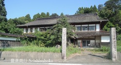 富山　超デカい巨木梁の吹き抜け天井を後世に残したい のトップ画像