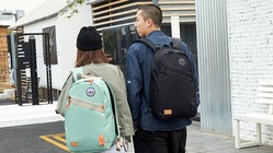 大人から学生さんまで使えるお洒落リュック！ のトップ画像