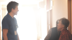 介護の現場で困っている人たちを幸せに。契約関連をオンライン化へ！ のトップ画像