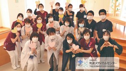 #病院にアートを｜患者さんとご家族が笑顔になれる緩和ケア病棟へ のトップ画像