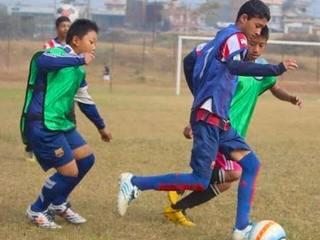 ネパール大地震で傷ついたサッカー少年たちが夢の国際大会へ！