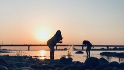 母娘でオーダーTシャツ作成・世界に1枚オリジナルTシャツ販売したい のトップ画像