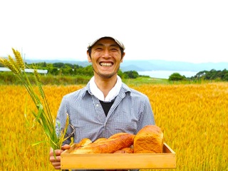 長崎県平戸からハッシン！平戸小麦やダチョウを利用した地方創生 のトップ画像