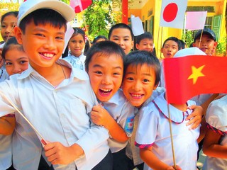 ベトナムの子ども達と唐揚げづくり！日本とベトナムを繋ぎます！