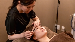 東京都内に、オーガニックショップ&眉まつげサロンを出店します のトップ画像