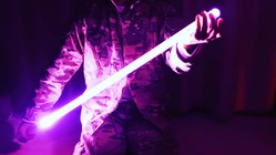 手作りライトセーバーを作成し、ライトセイバーフェンシングで使いたい のトップ画像