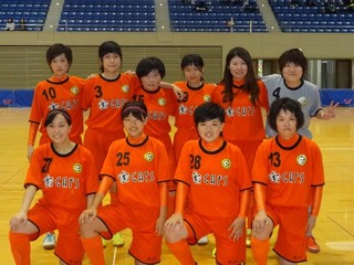全国の強豪女子フットサルチームを集めて九州で大会を開催したい