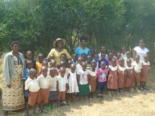 紛争被害の30人の子どもに教育機会を！笑顔の輪をルワンダへ！！