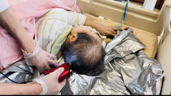 寝たきりの方へ、髪を落とさずカットできる訪問理美容を提供したい！ のトップ画像