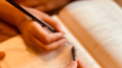 家庭で実践できる塾がいらない英語教育 のトップ画像