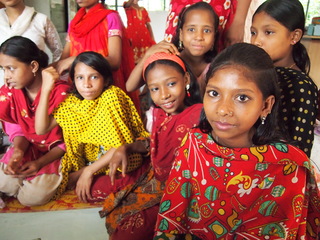 過酷な児童労働からの解放へバングラデシュの少女たちに教育を！ のトップ画像