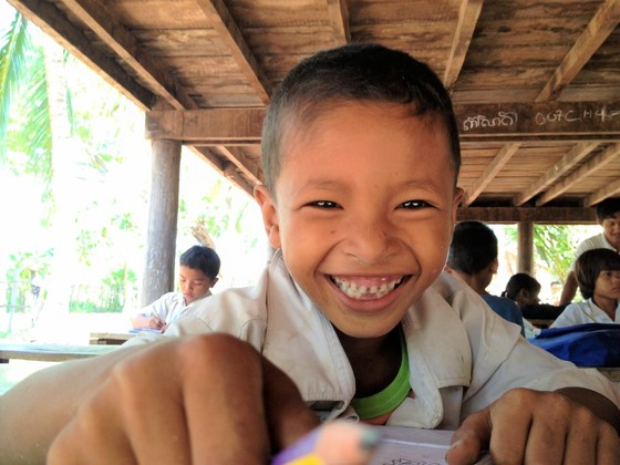 笑顔をつなぐ カンボジアのトマイ村100人の子どもたちに教育を 山下聖司 Lead Smile 代表 17 07 28 公開 クラウドファンディング Readyfor レディーフォー