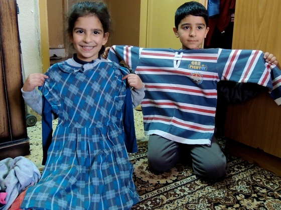 石巻に緊急支援として集まった服をシリア難民に届ける  ～絆ぐるぐるプロジェクト～