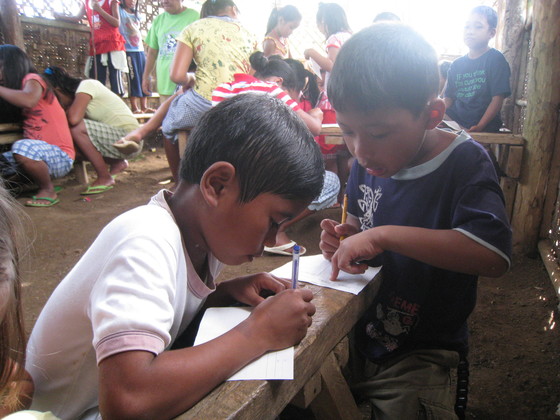 台風被害にあったフィリピン貧困地域に学校を建てたい！！