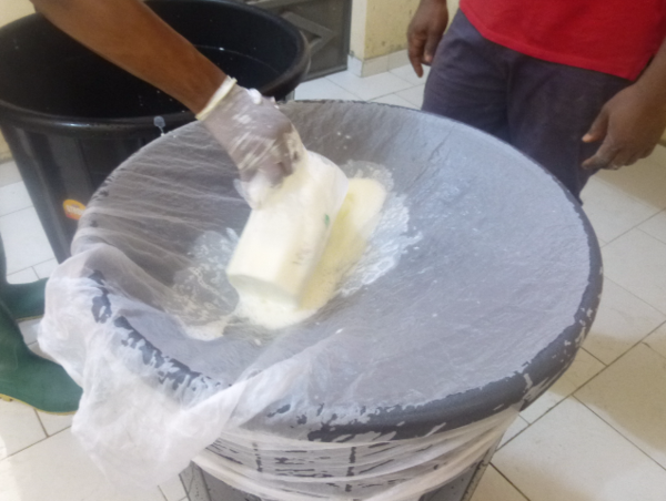 A17c9aaa61e80a1bf71d0d850af4e5baa9800bbd