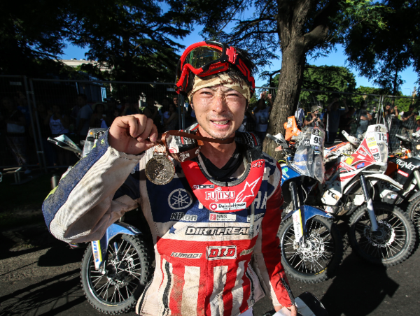 A17c9aaa61e80a1bf71d0d850af4e5baa9800bbd