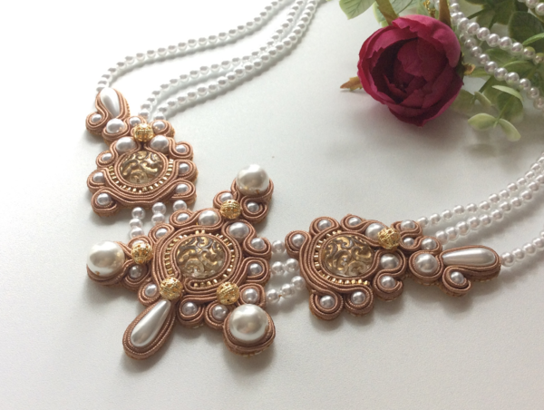 A17c9aaa61e80a1bf71d0d850af4e5baa9800bbd