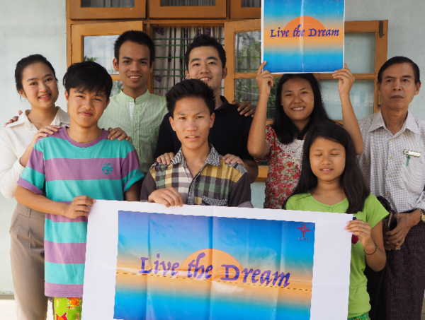 A17c9aaa61e80a1bf71d0d850af4e5baa9800bbd