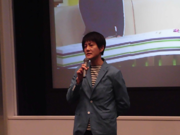 A17c9aaa61e80a1bf71d0d850af4e5baa9800bbd