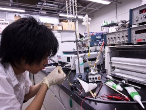 A17c9aaa61e80a1bf71d0d850af4e5baa9800bbd