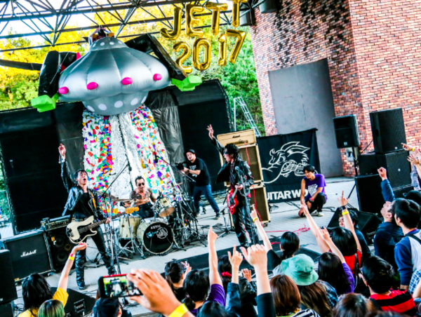 A17c9aaa61e80a1bf71d0d850af4e5baa9800bbd