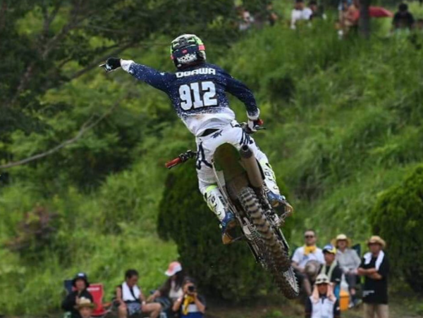 A17c9aaa61e80a1bf71d0d850af4e5baa9800bbd