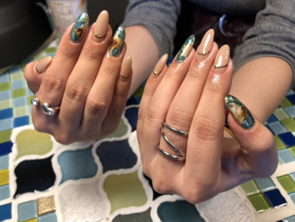 A17c9aaa61e80a1bf71d0d850af4e5baa9800bbd