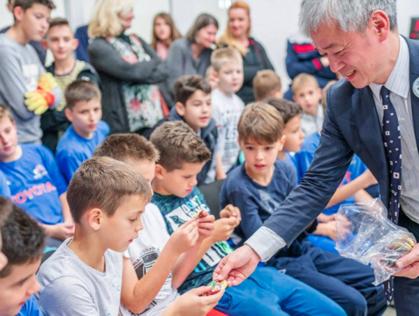 A17c9aaa61e80a1bf71d0d850af4e5baa9800bbd