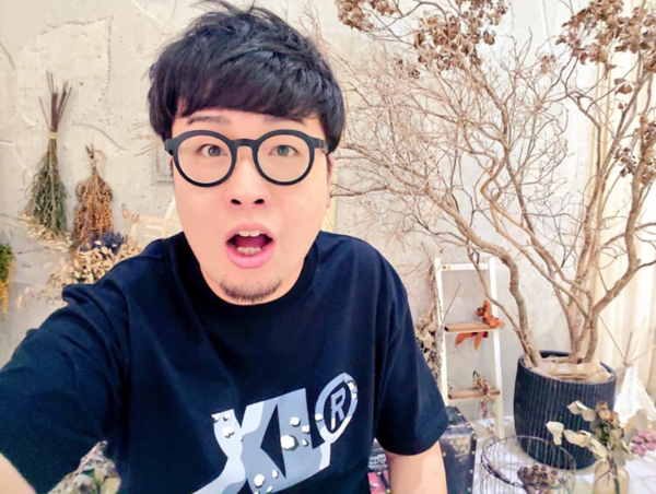 A17c9aaa61e80a1bf71d0d850af4e5baa9800bbd