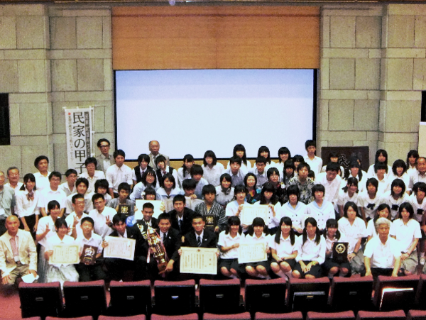 A17c9aaa61e80a1bf71d0d850af4e5baa9800bbd