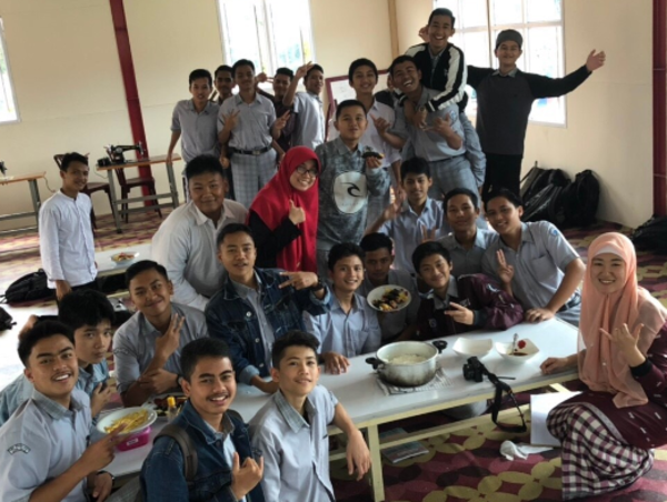 A17c9aaa61e80a1bf71d0d850af4e5baa9800bbd