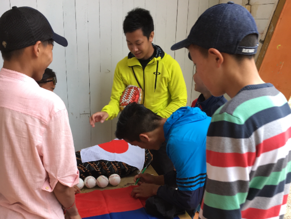 A17c9aaa61e80a1bf71d0d850af4e5baa9800bbd