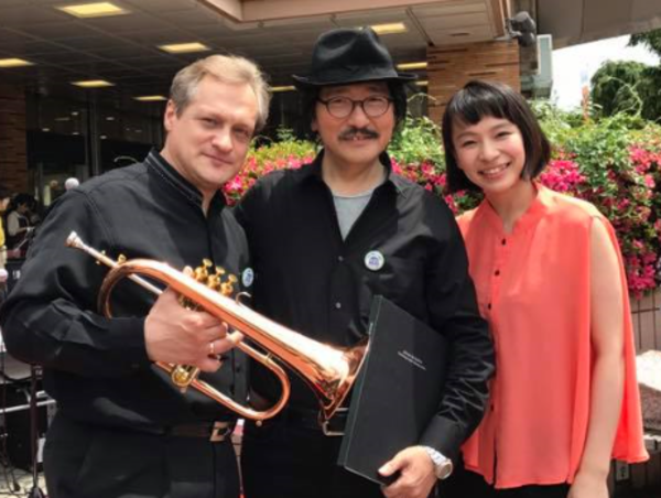 A17c9aaa61e80a1bf71d0d850af4e5baa9800bbd